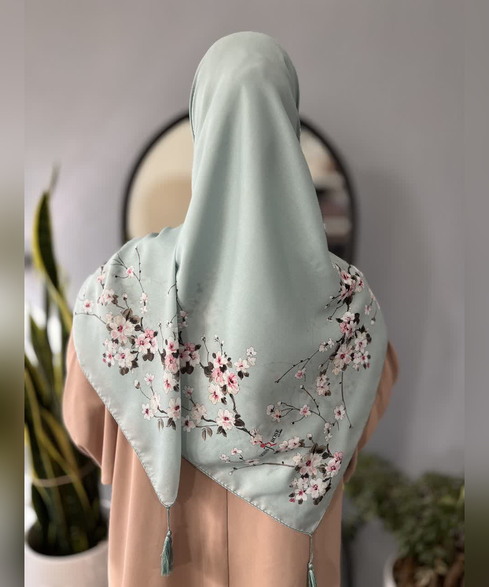 روسری کرپنخ شکوفهای قواره ۱۴۰