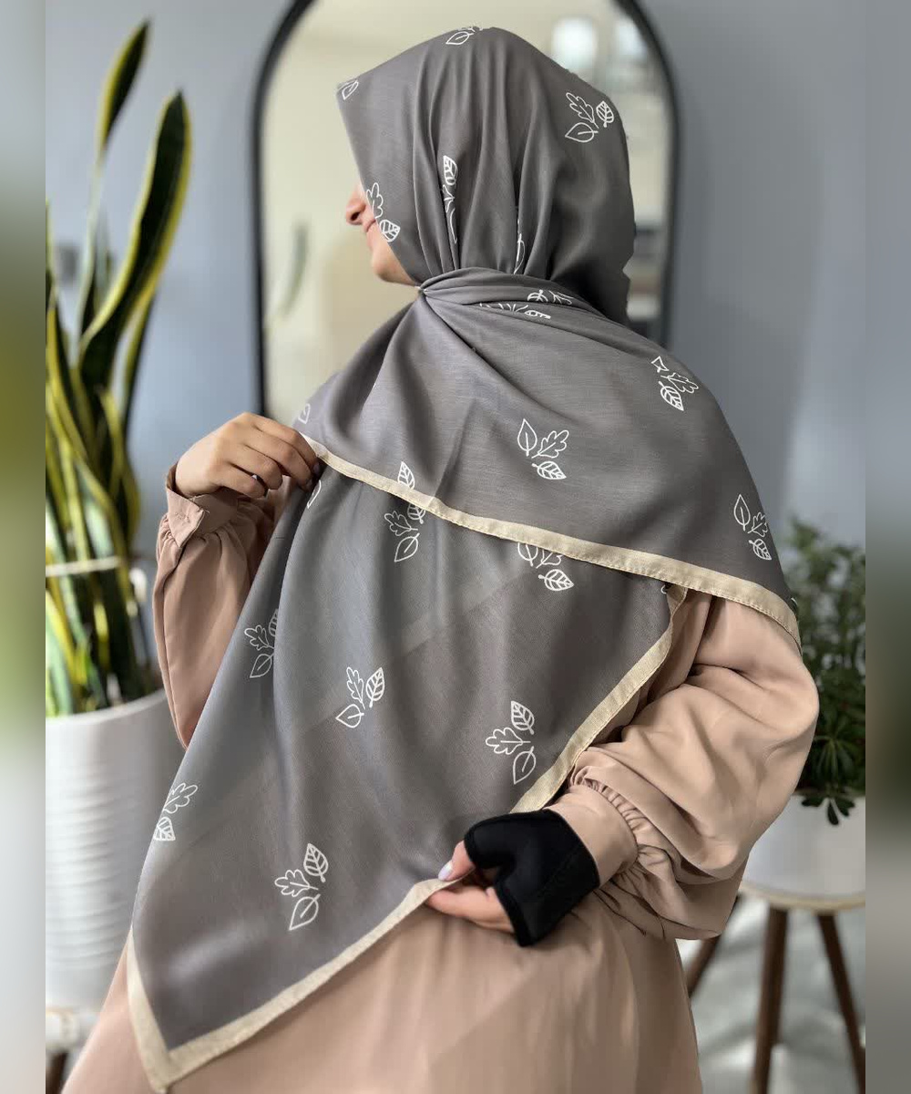 روسری سوپرنخ طرح برگ قواره ۱۴۰