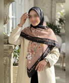 روسری ابریشم ساتن گلدار قواره ۱۳۵