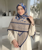روسری سوپرنخ طرح حاشیهدار قواره ۱۴۰