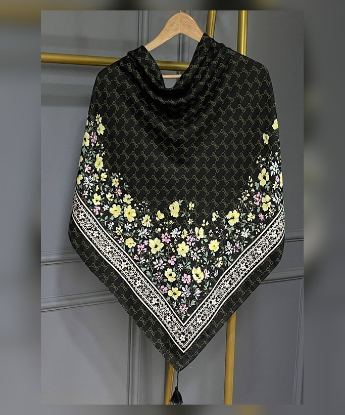 روسری نخ اسپان طرح گل دی اند جی قواره ۱۳۰
