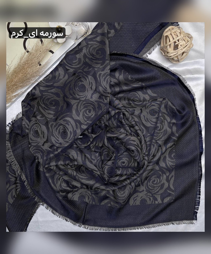 روسری نخ ابریشم ژاکارد طرح گل قواره 140