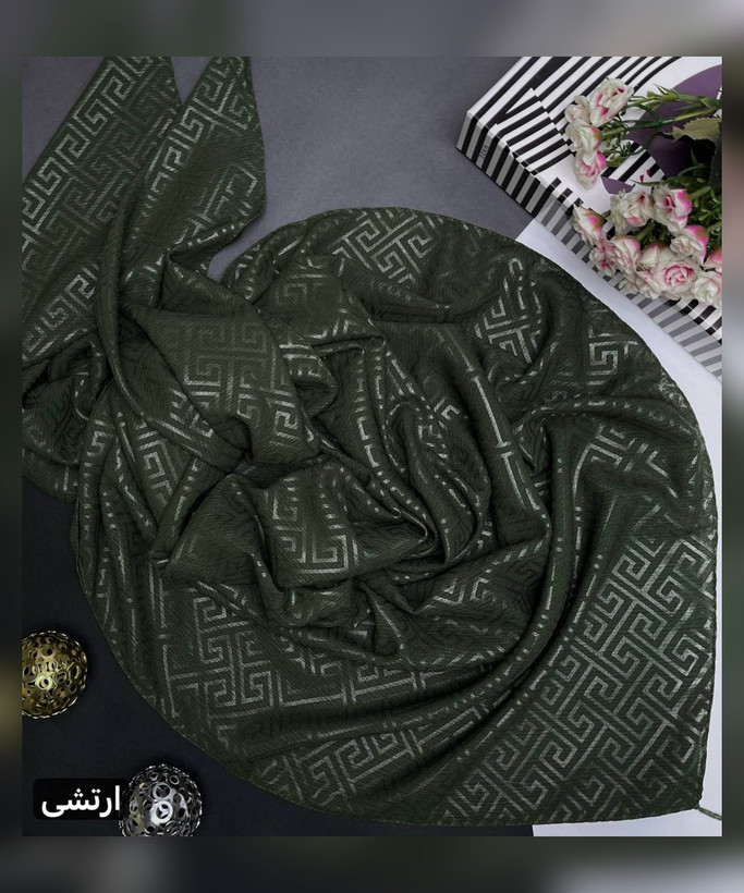 روسری کریشه درختی پتینه ورساچه وارداتی قواره 130