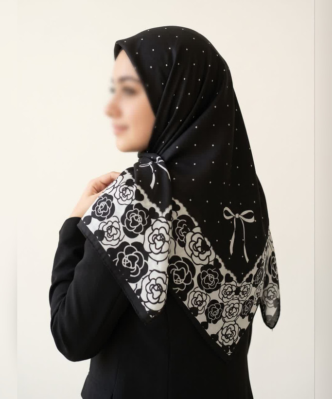 روسری سوپرنخ طرحدار قواره ۱۲۰ مدل 107938 رنگ طوسی