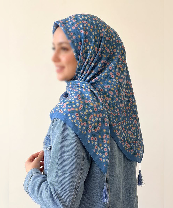 روسری سوپرنخ طرحدار قواره ۱۲۰ مدل 107945 رنگ طوسی 2