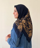 روسری سوپرنخ طرحدار قواره ۱۲۰ مدل 107951 رنگ طوسی 7