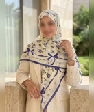 روسری کرپنخ طرحدار قواره ۱۴۰ رنگ چندرنگ
