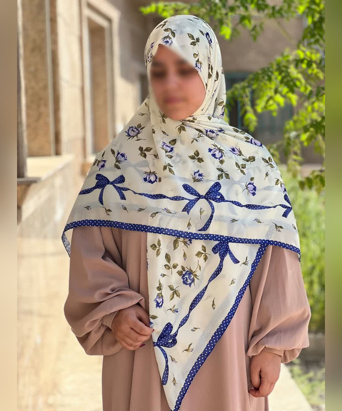 روسری کرپنخ طرحدار قواره ۱۴۰ رنگ چندرنگ