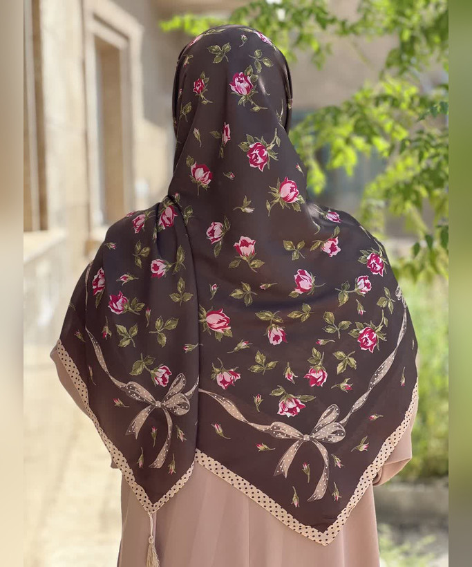 روسری کرپنخ طرحدار قواره ۱۴۰ رنگ چندرنگ