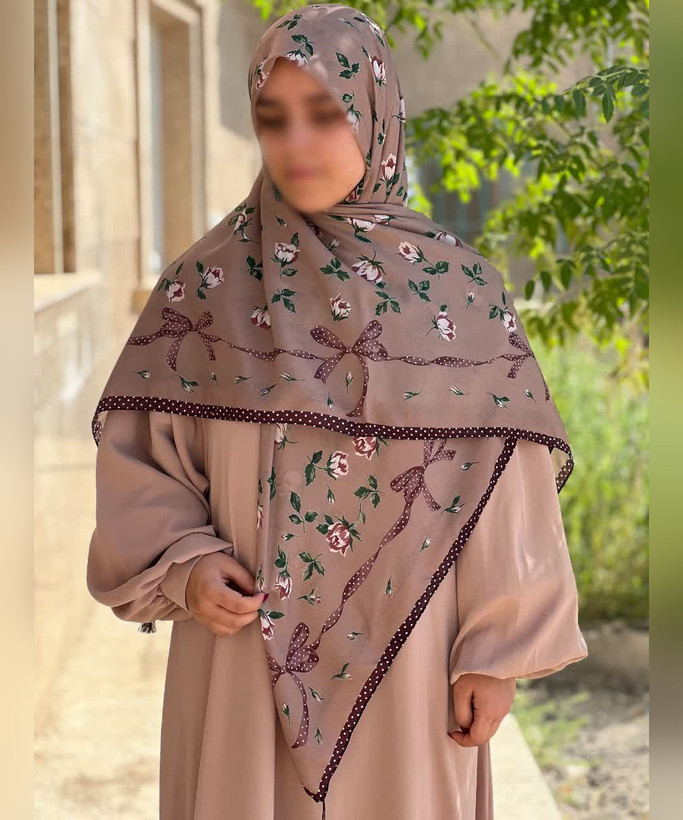 روسری کرپنخ طرحدار قواره ۱۴۰ رنگ چندرنگ