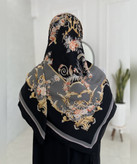 روسری کرپنخ طرحدار قواره ۱۴۰ مدل دوم رنگ طوسی