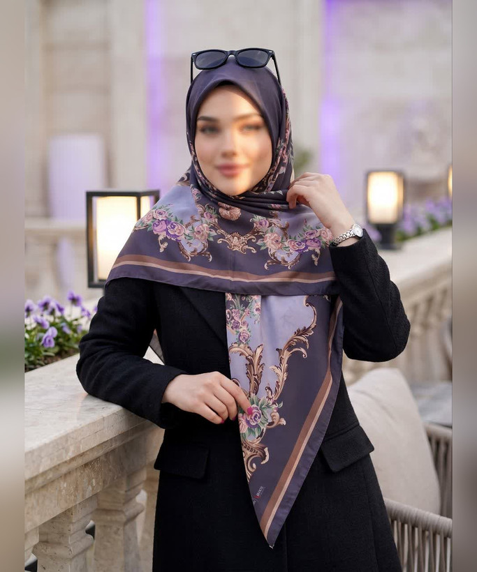روسری کرپنخ طرحدار قواره ۱۴۰ مدل دوم رنگ طوسی