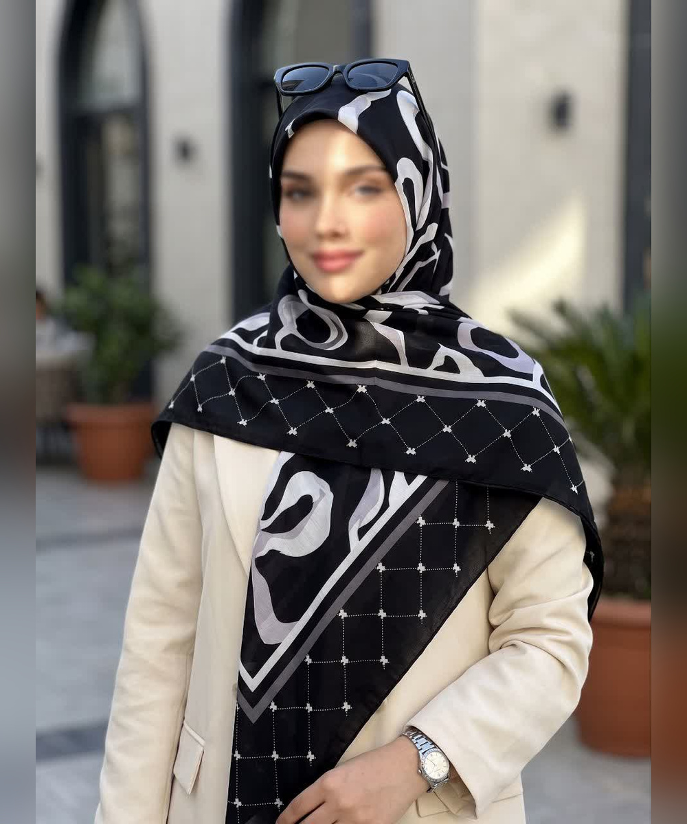 روسری سوپرنخ طرح هندسی قواره ۱۴۰ - رنگ مشکی و کرم - تصویر 1