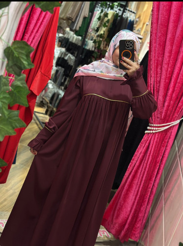عبا سما جنس کرپ الیزه، رنگ زرشکی