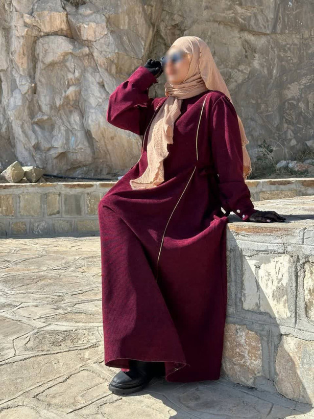 عبا رستا جنس مخمل کبریتی، رنگ زرشکی