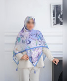 روسری کرپنخ طرح گلبرگ قواره ۱۴۰، آبی یاسی