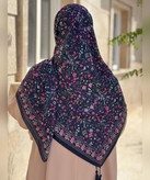 روسری کرپنخ طرح باغچه قواره ۱۴۰، نمای طرح و رنگبندی