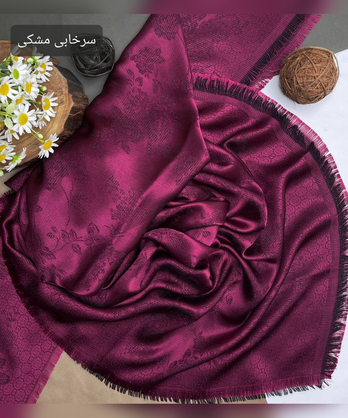 روسری نخ ابریشم ژاکارد طرح گوچی گل ریز قواره 140