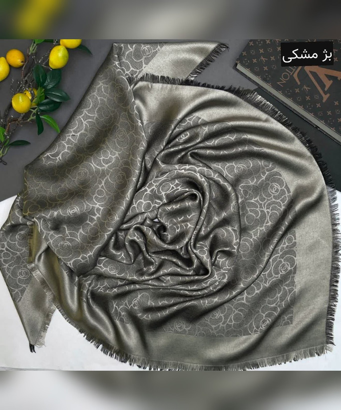 روسری نخ ابریشم ژاکارد طرح گل شانل قواره 135