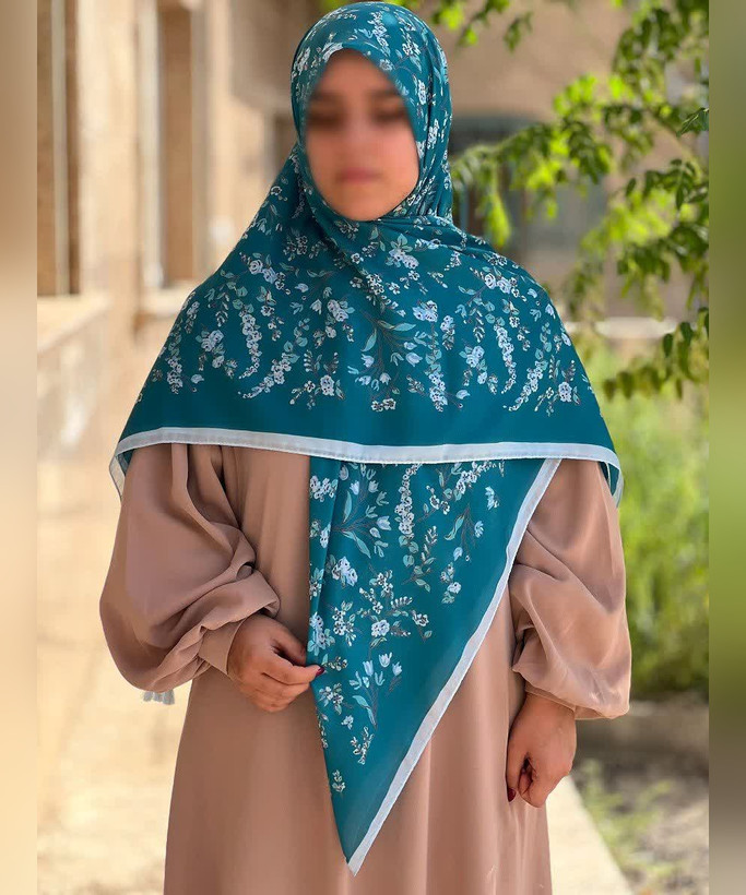 روسری کرپنخ طرح خوشهگل قواره ۱۴۰