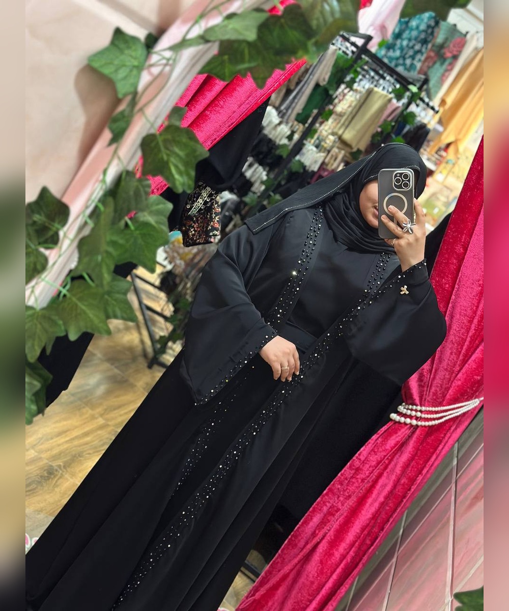 عبا سه‌تکه آسمان مشکی جنس کرپ الیزه