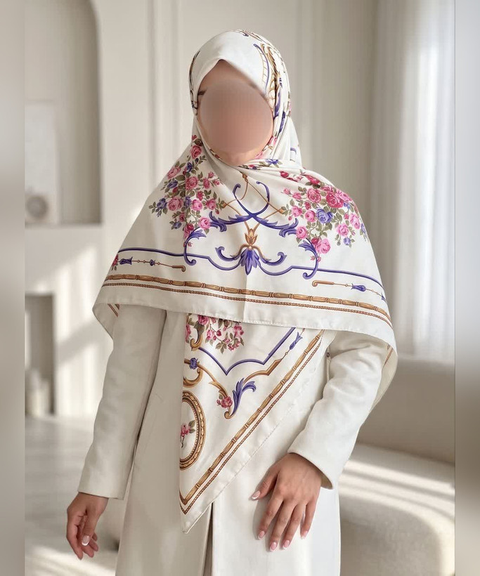 روسری ابریشم طرح گلآرا قواره ۱۳۵