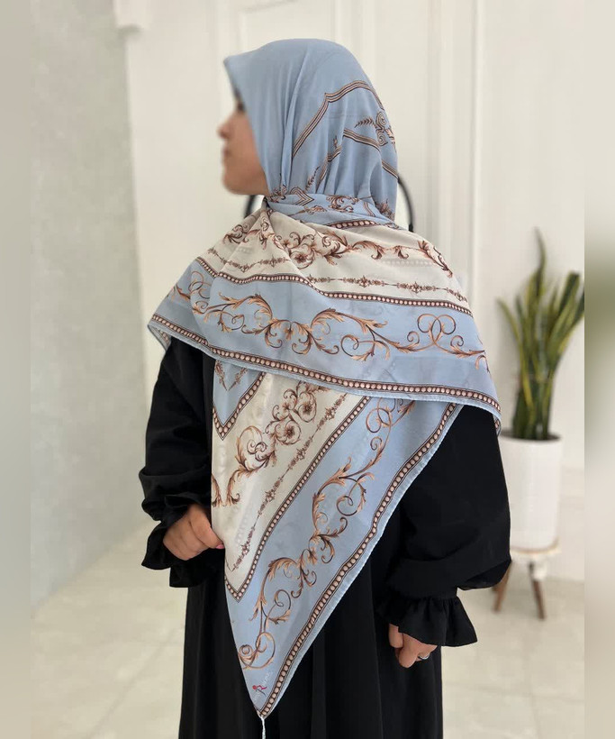 روسری کرپنخ طرح زرنگار قواره ۱۴۰