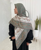 روسری کرپنخ طرح زرنگار قواره ۱۴۰