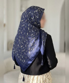 روسری نخی طرح گل خطی قواره ۱۴۰