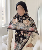 روسری ابریشم طرح گل صدپر قواره ۱۳۵
