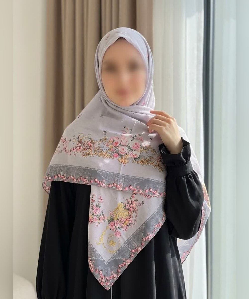 روسری سوپرکرپ طرح باغ رز قواره ۱۴۰