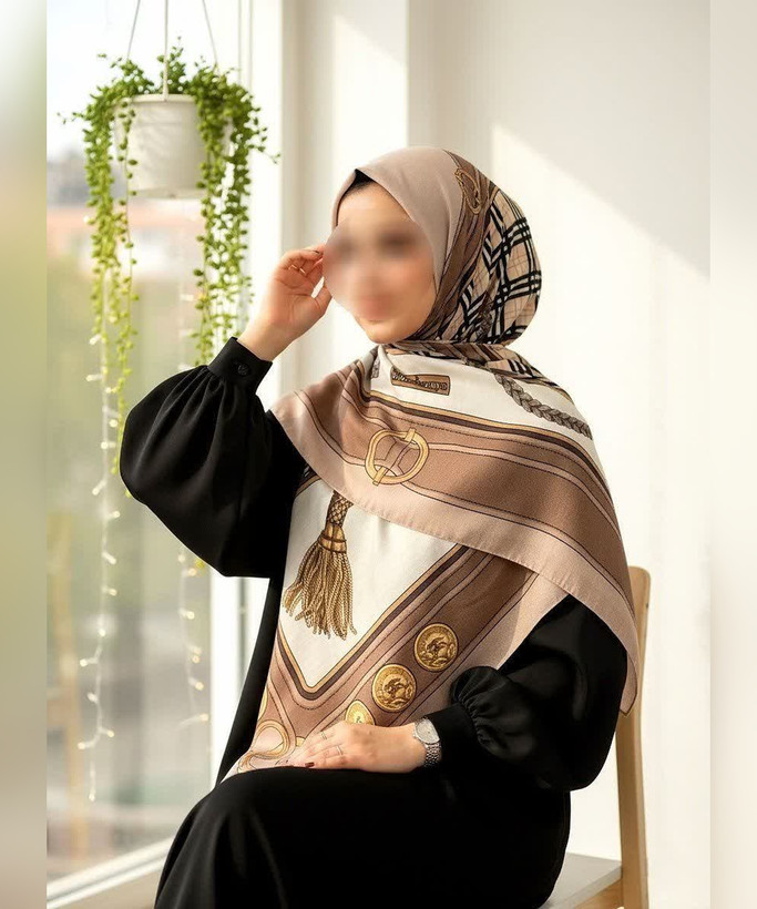 روسری سوپرکرپ طرح سگک و منگوله قواره ۱۴۰