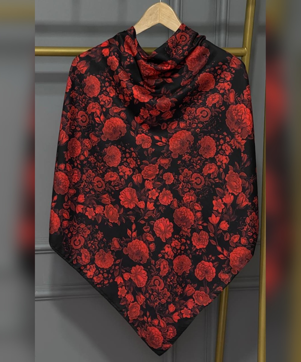 روسری نخ اسپان طرح گل قرمز سنتی قواره ۱۳۰