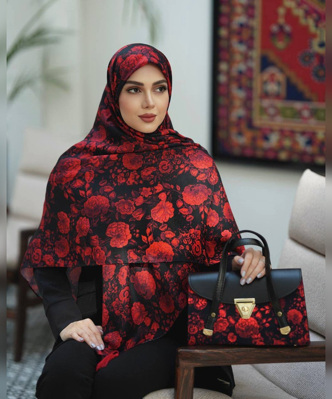 ست کیف و روسری طرح گل قرمز سنتی – کیف مجلسی